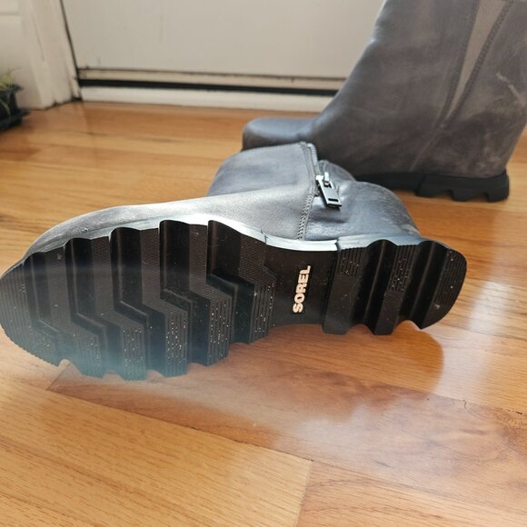 Sorel wedge booties dark gray size 8.5 - Picture 2 of 4